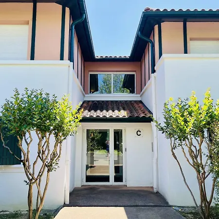 T2 Avec Piscine, Proche Thermes, Parking Souterrain Et Terrasse - - Fr-1-495-72