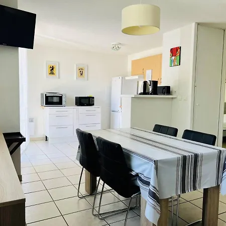: T2 Confortable Avec Wifi Et Parking - Fr-1-495-72 * Cambo-les-Bains