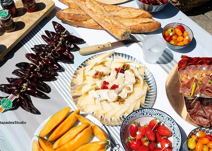 : T2 Confortable Avec Wifi Et Parking - Fr-1-495-72 Cambo-les-Bains